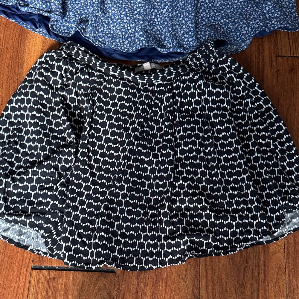 Banana Republic Black and White Mini Skirt